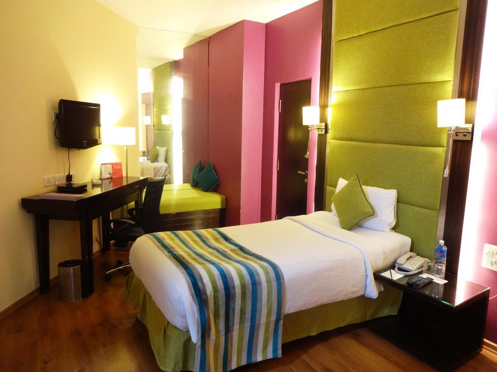 Royal Orchid Central Bangalore, Mg Road Habitación foto