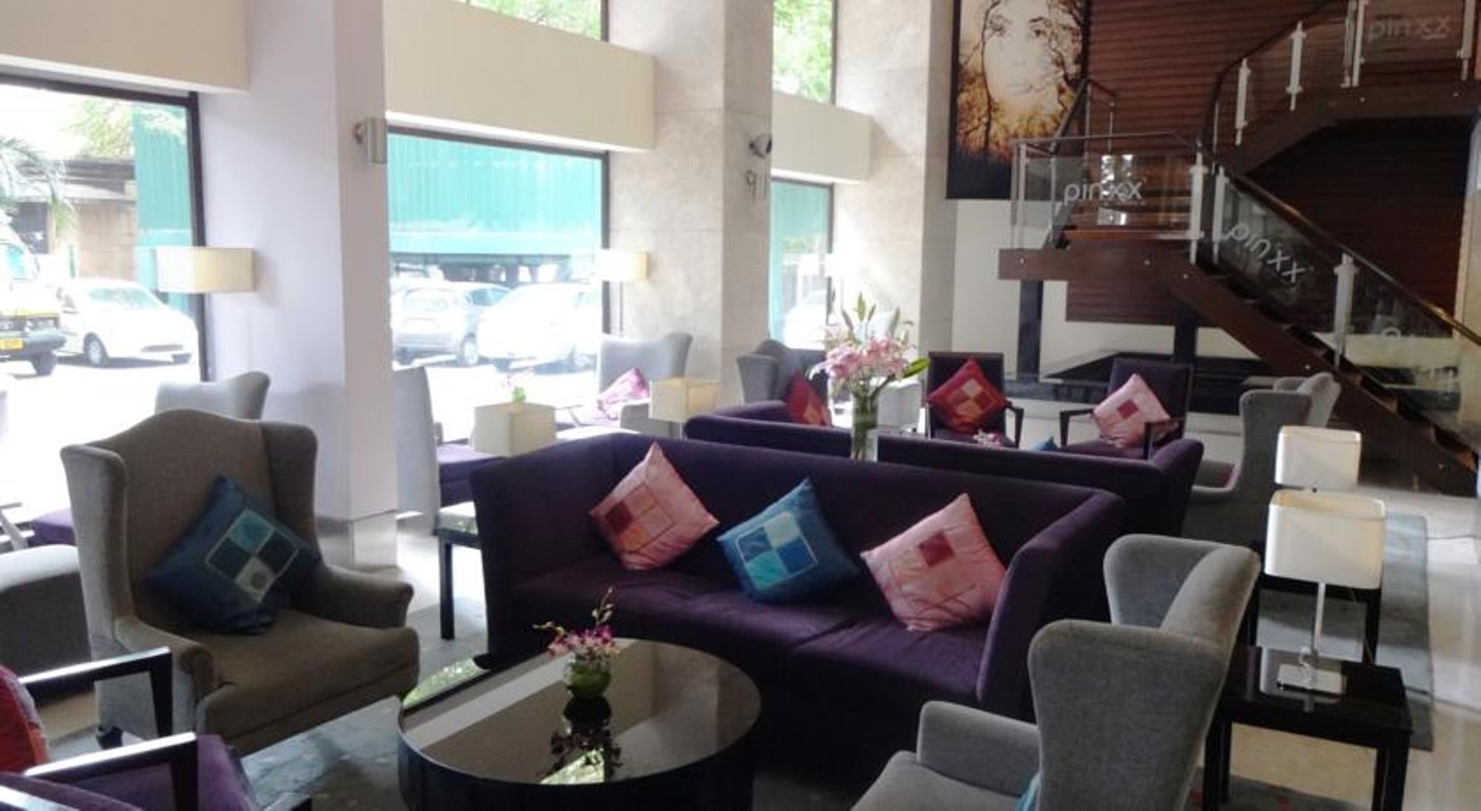 Royal Orchid Central Bangalore, Mg Road Exterior foto